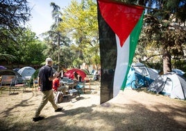 Nueve días de acampada y una exigencia a la UCA: el fin de toda relación con Israel