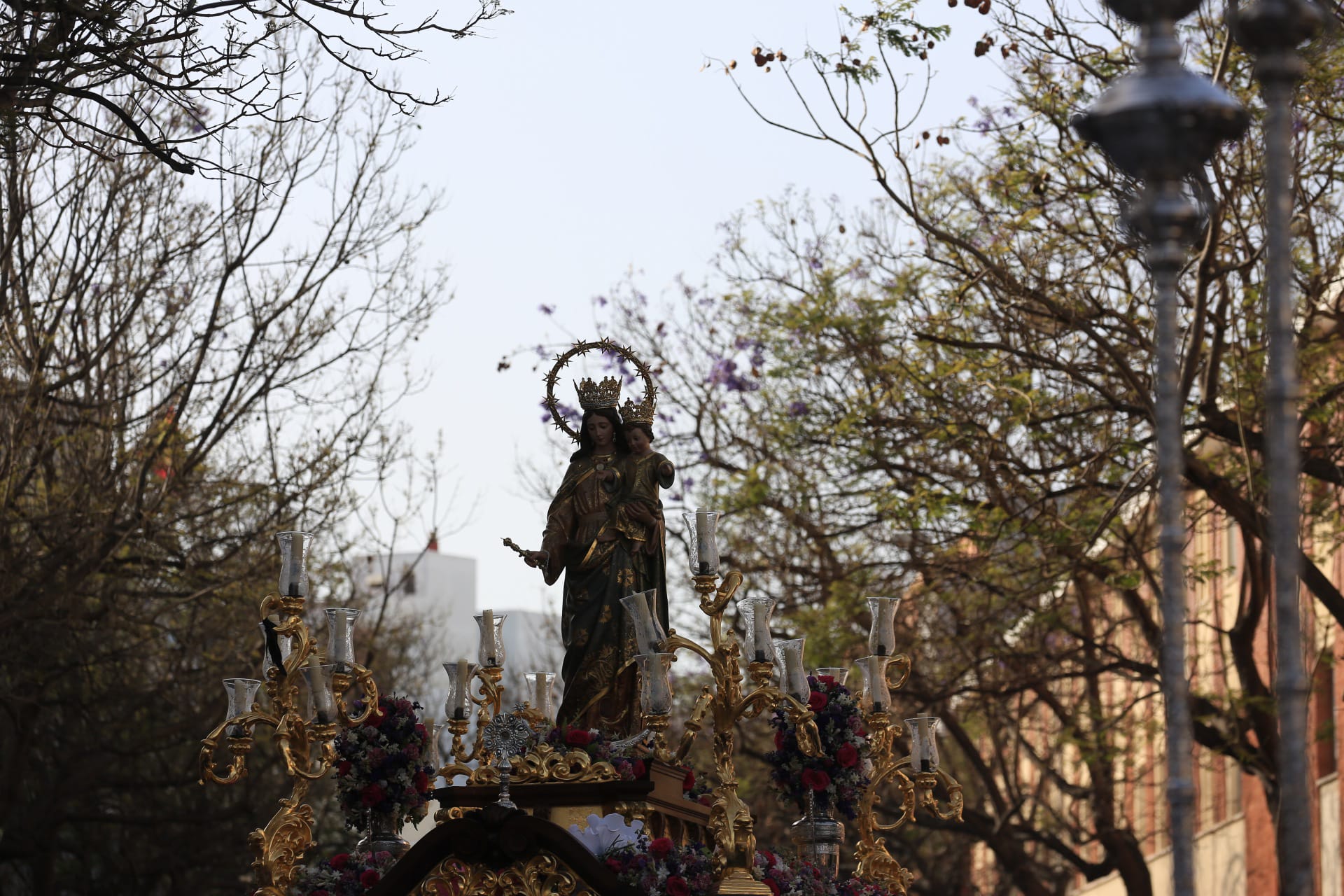 Fotos: Salesianos arropa a su patrona, María Auxiliadora