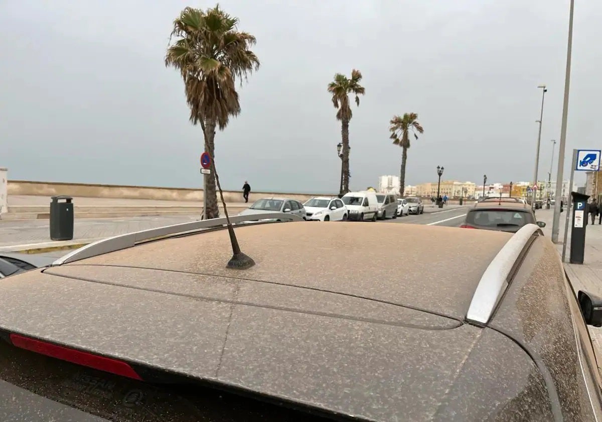 Los coches suelen sufrir los efectos de la calima