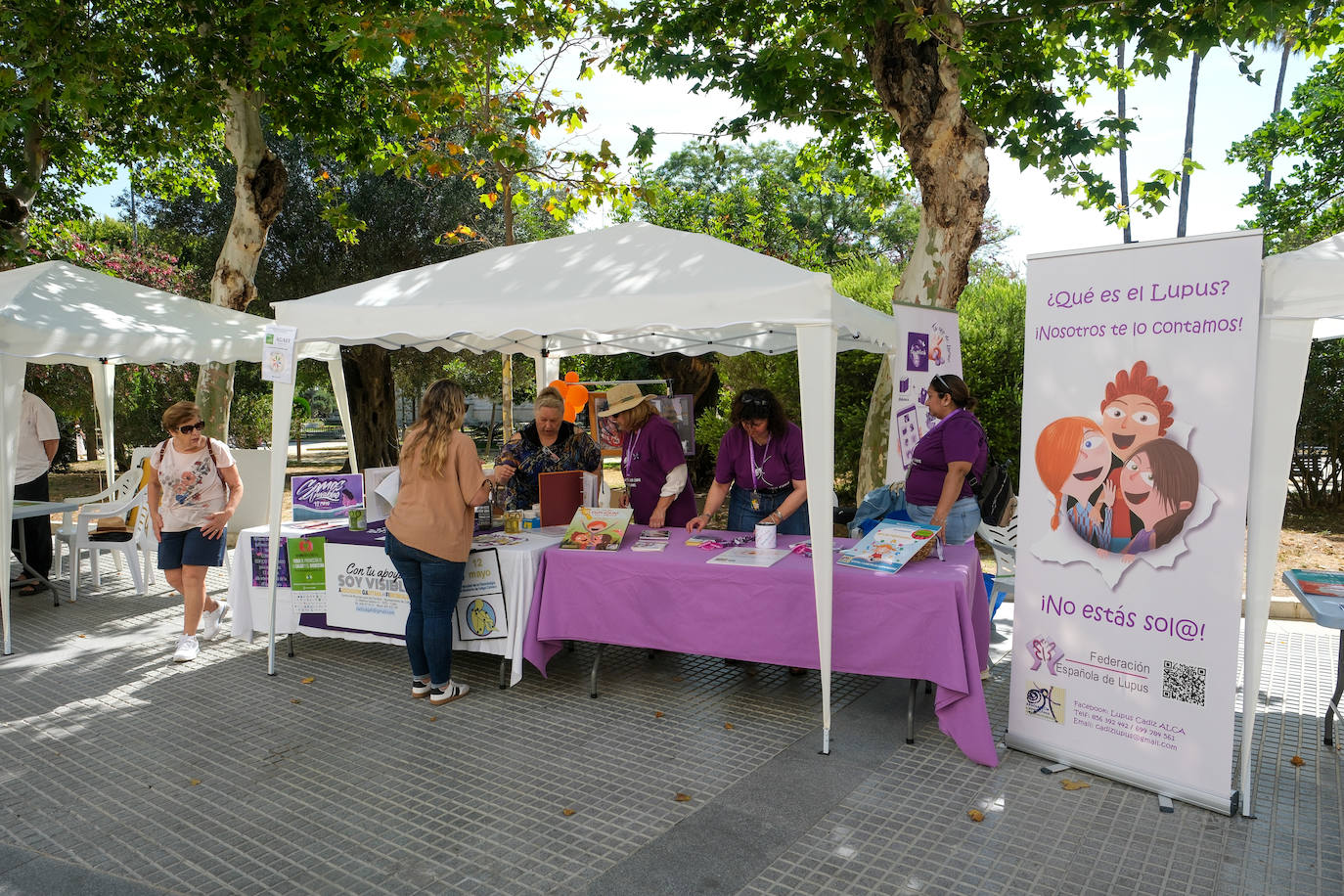 Fotos: Las imágenes de la Feria de Promoción de la Salud y Bienestar de Cádiz