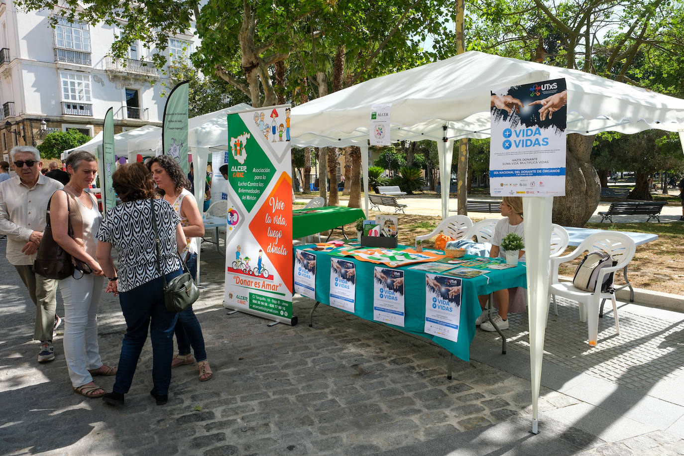 Fotos: Las imágenes de la Feria de Promoción de la Salud y Bienestar de Cádiz