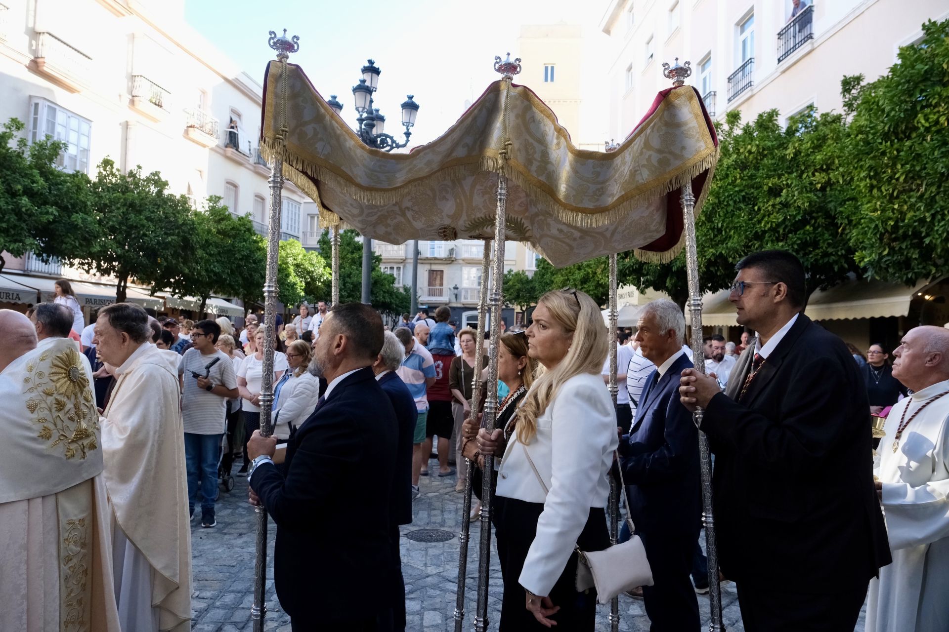 Galería de fotos y vídeo: las imágenes del Corpus Chiquito de Cádiz