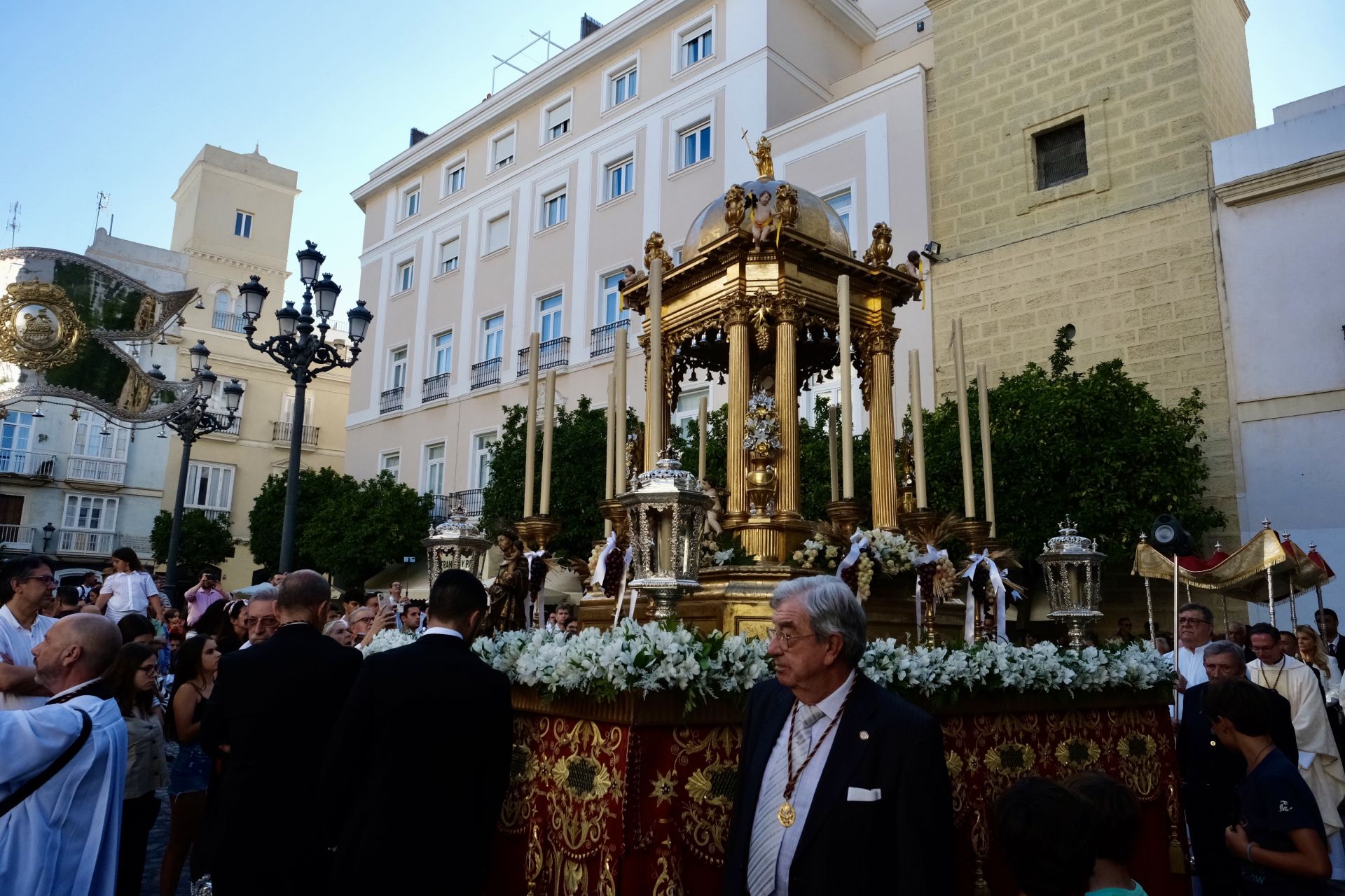 Galería de fotos y vídeo: las imágenes del Corpus Chiquito de Cádiz