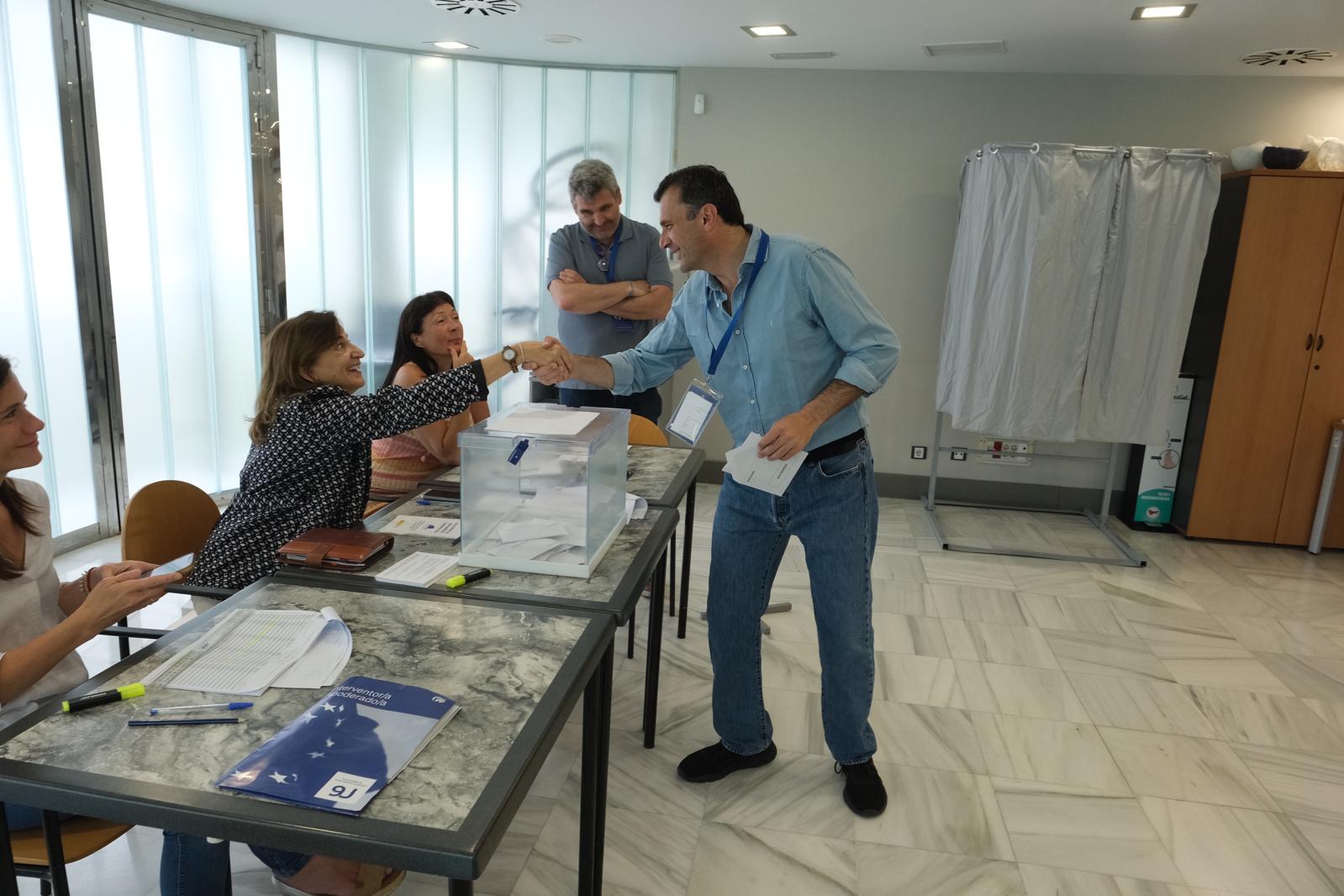 Fotos: Cádiz comienza a votar