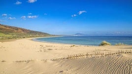 Así es Valdevaqueros, la paradisíaca playa gaditana que opta a ser la mejor de España en 2024