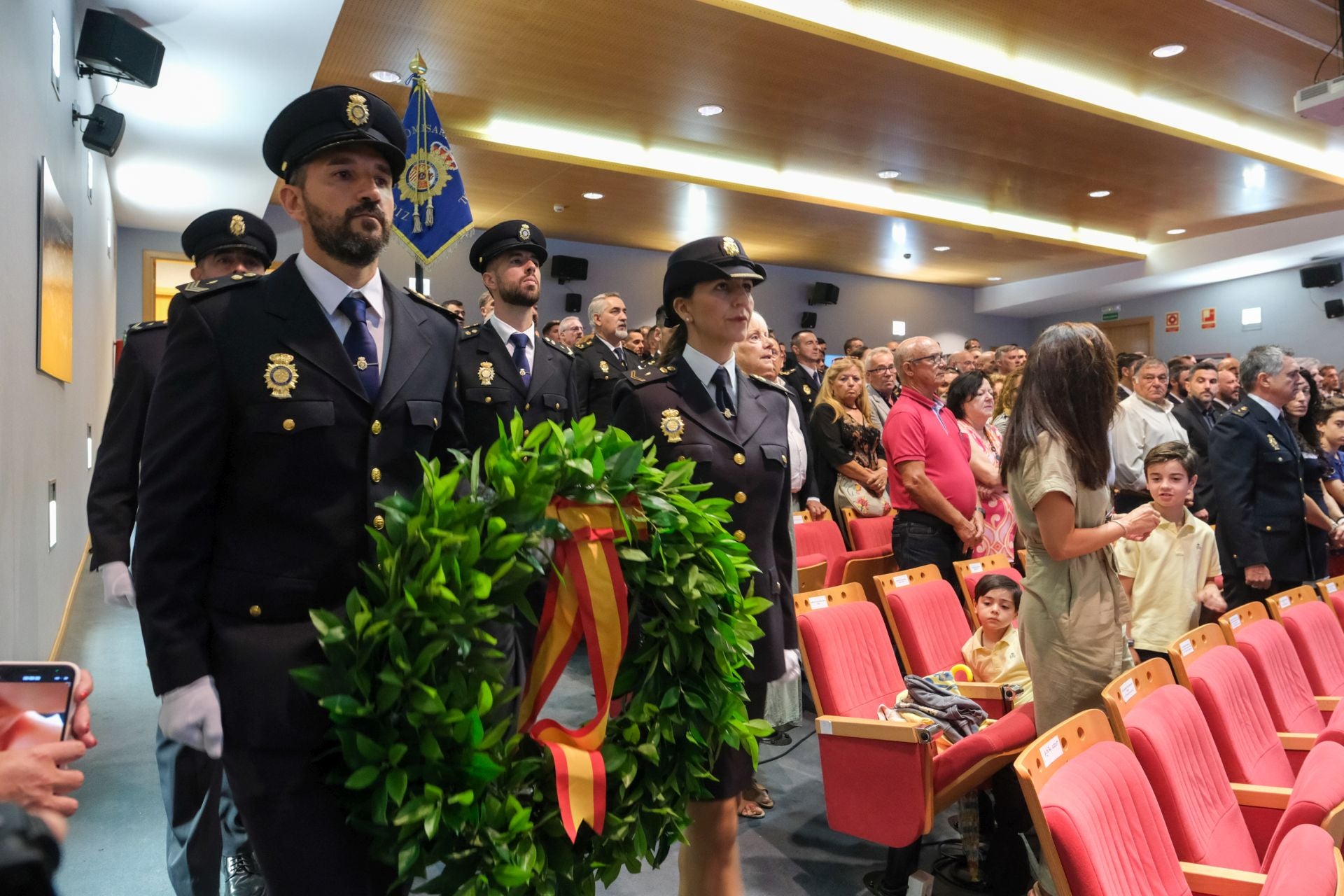 Fotos: acto en conmemoración del Día de las víctimas del terrorismo en la Policía Nacional