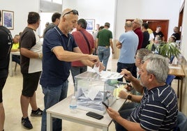 Los trabajadores de Acerinox votan 'sí' al preacuerdo y trazan el camino del fin a la huelga