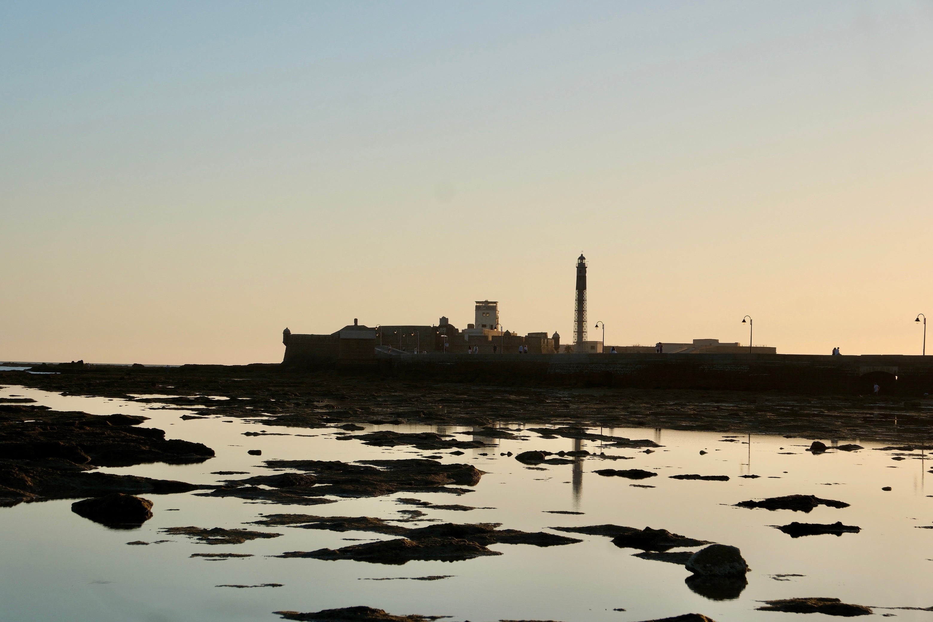 Fotos: Atardecer de La Caleta para darle la bienvenida al verano