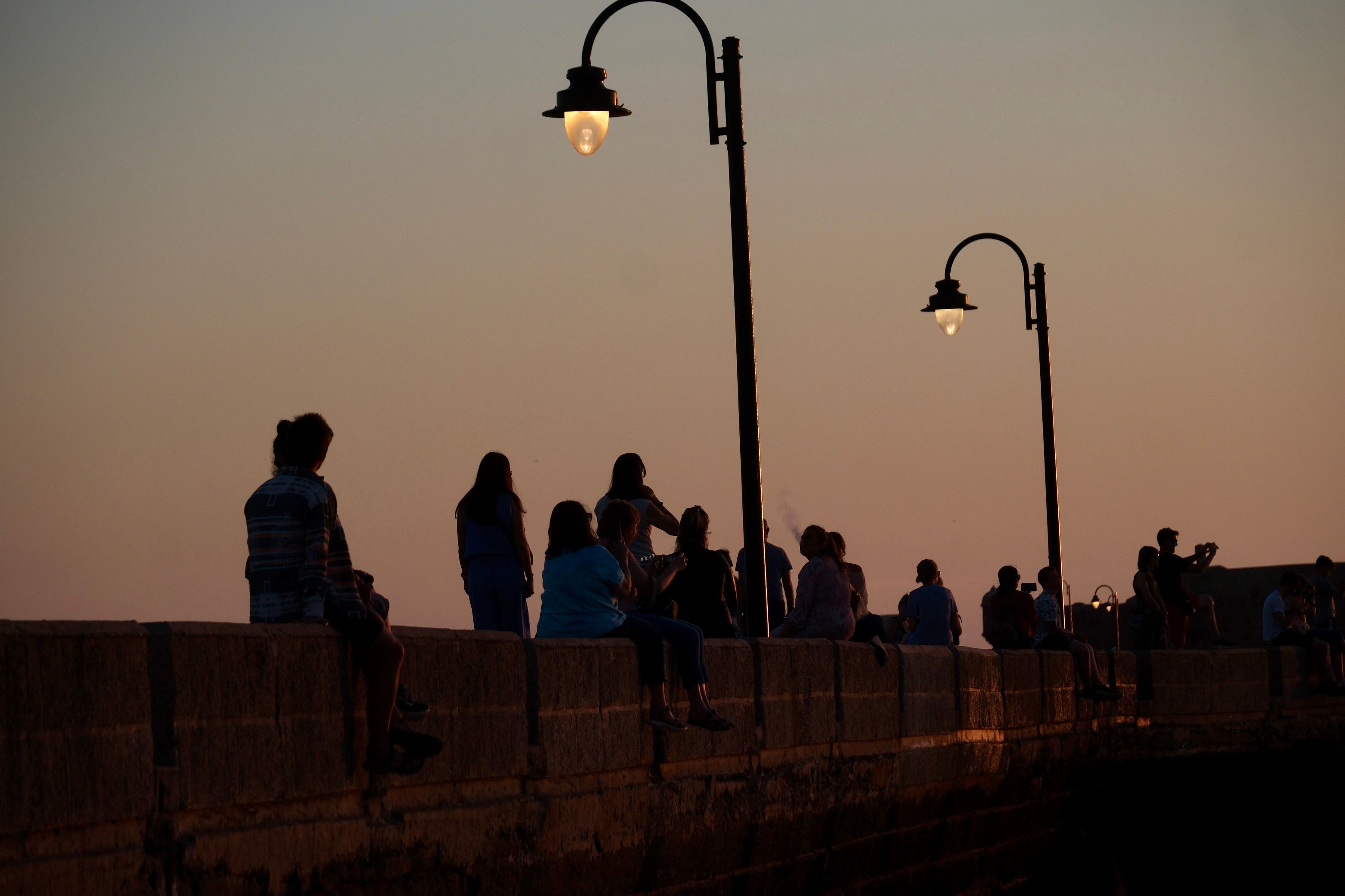 Fotos: Atardecer de La Caleta para darle la bienvenida al verano