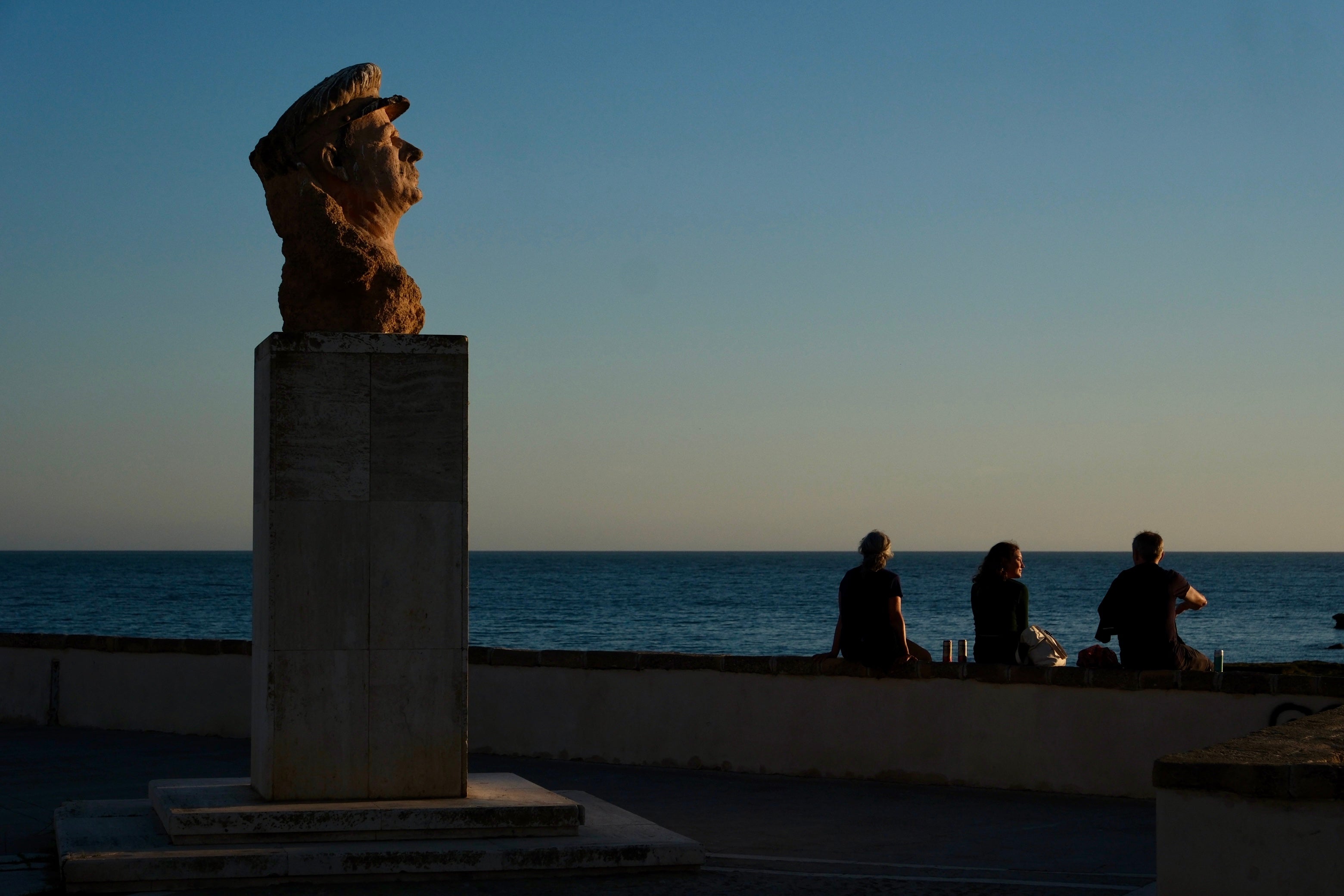 Fotos: Atardecer de La Caleta para darle la bienvenida al verano