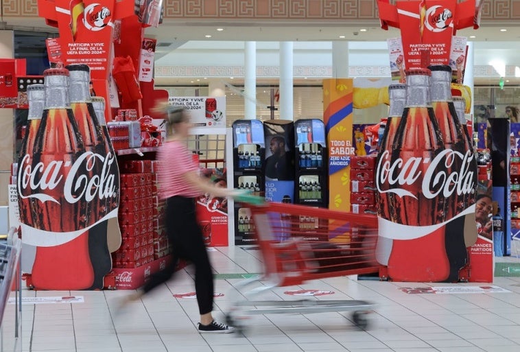 Coca-Cola refuerza el apoyo a sus clientes este verano ante las buenas expectativas del turismo