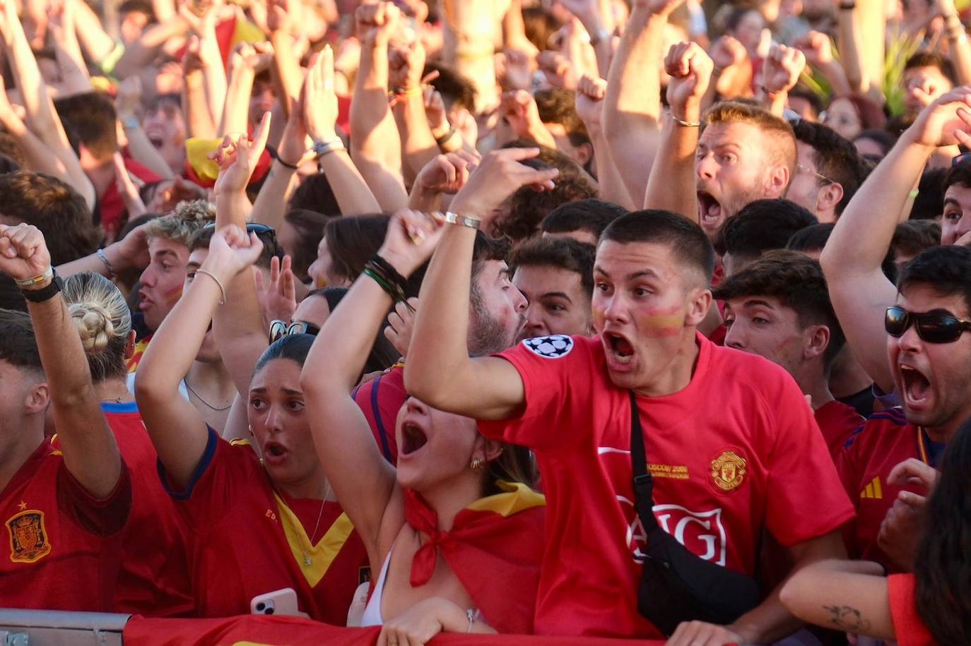 Fotos: Así se ha vivido el España-Francia en Cádiz