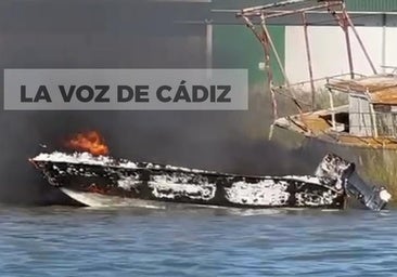 Narcos queman 'petaqueras' en el río Guadalquivir