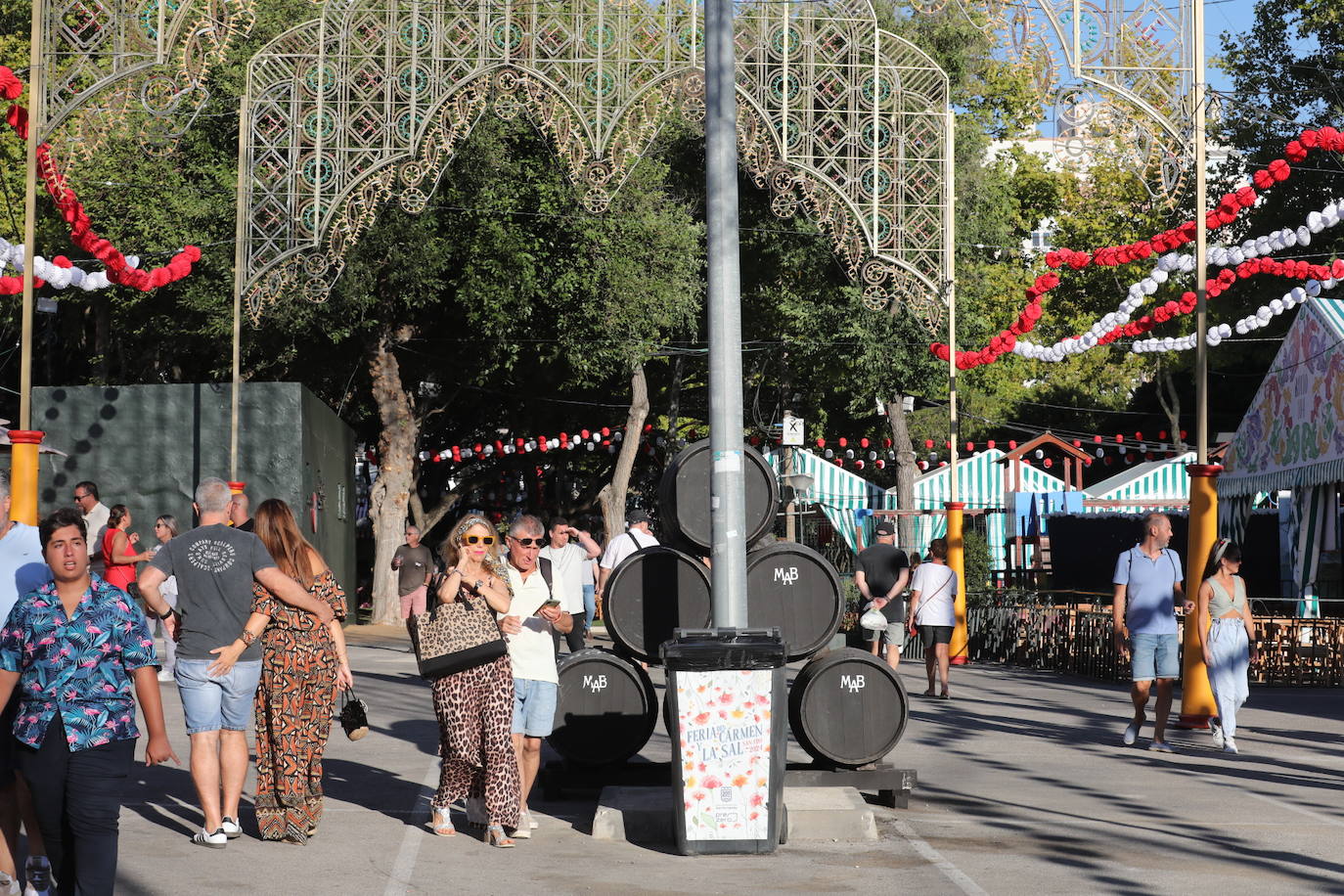 FOTOS: Primer día de disfrute completo en la Feria de San Fernando