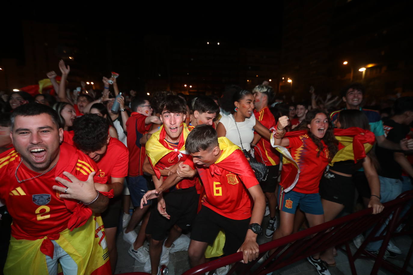 Fotos: Cádiz y La Roja, un solo corazón en la final de la Eurocopa 2024