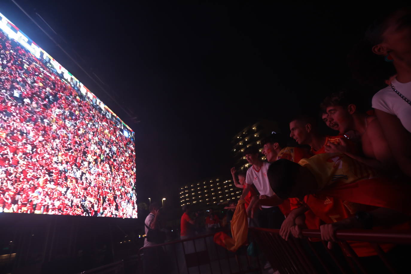 Fotos: Cádiz y La Roja, un solo corazón en la final de la Eurocopa 2024