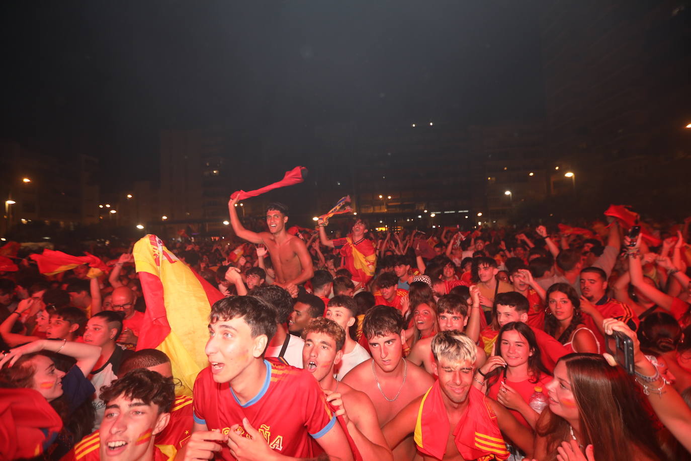 Fotos: Cádiz y La Roja, un solo corazón en la final de la Eurocopa 2024