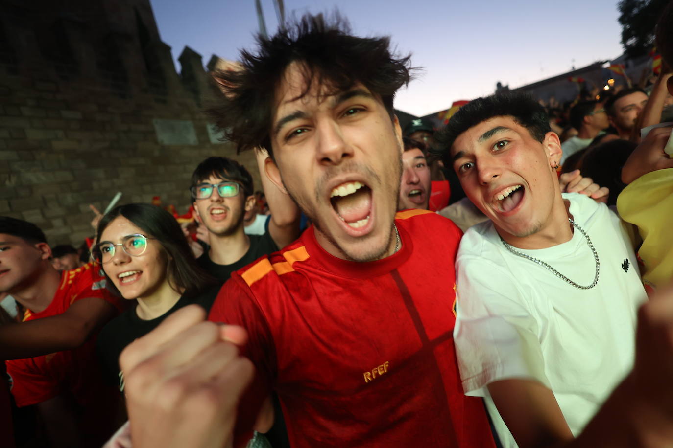 FOTOS: Los aficionados portuense se emocionan con el partido de España en la Eurocopa