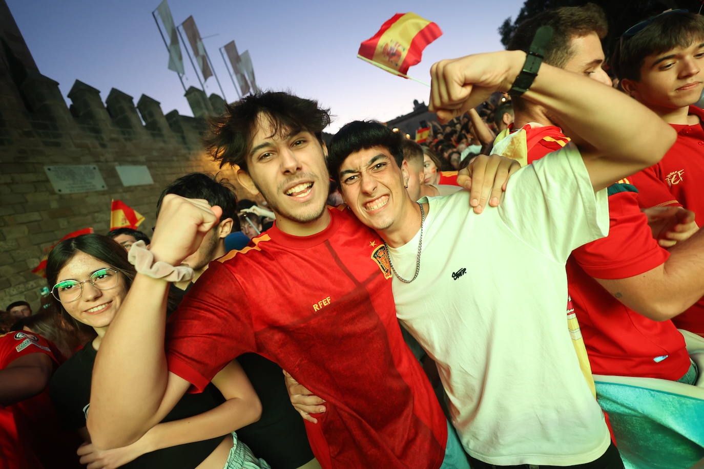 FOTOS: Los aficionados portuense se emocionan con el partido de España en la Eurocopa