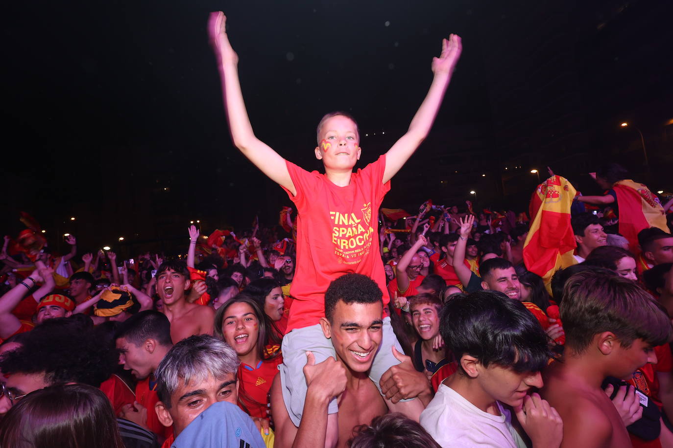 FOTOS: Los aficionados portuense se emocionan con el partido de España en la Eurocopa