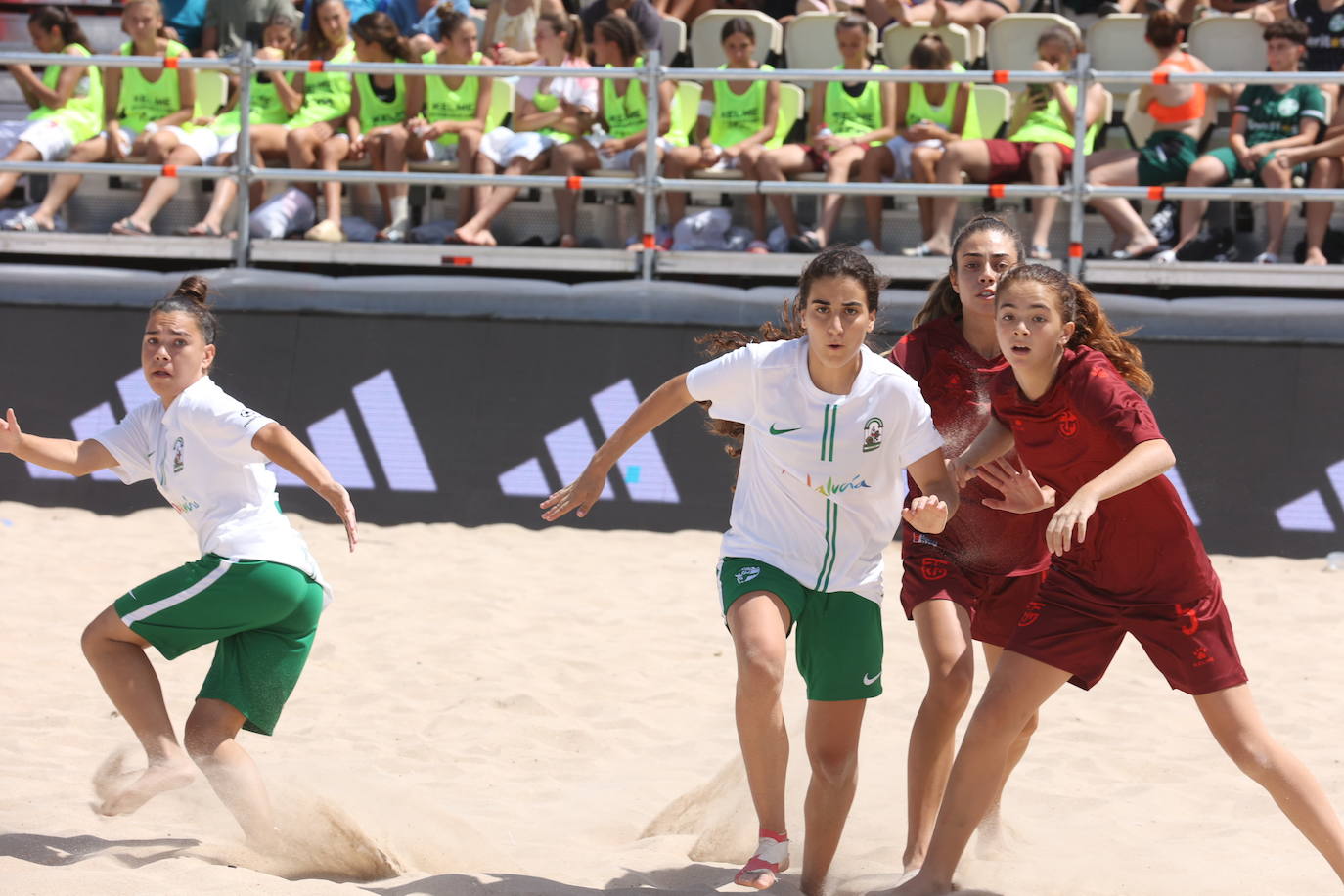 Fotos: El mejor fútbol playa se da cita en el Cádiz Arena