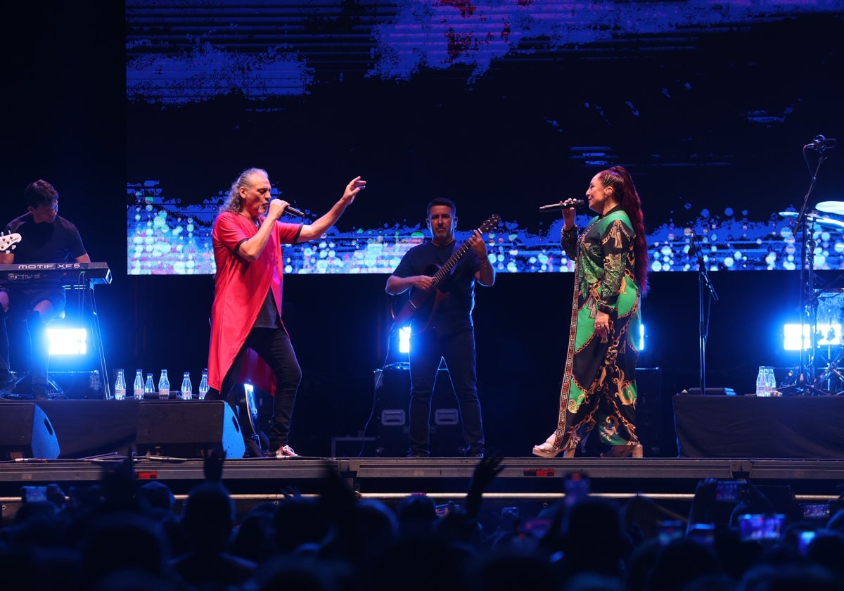 El grupo Camela, en el Música del Mar de Cádiz.