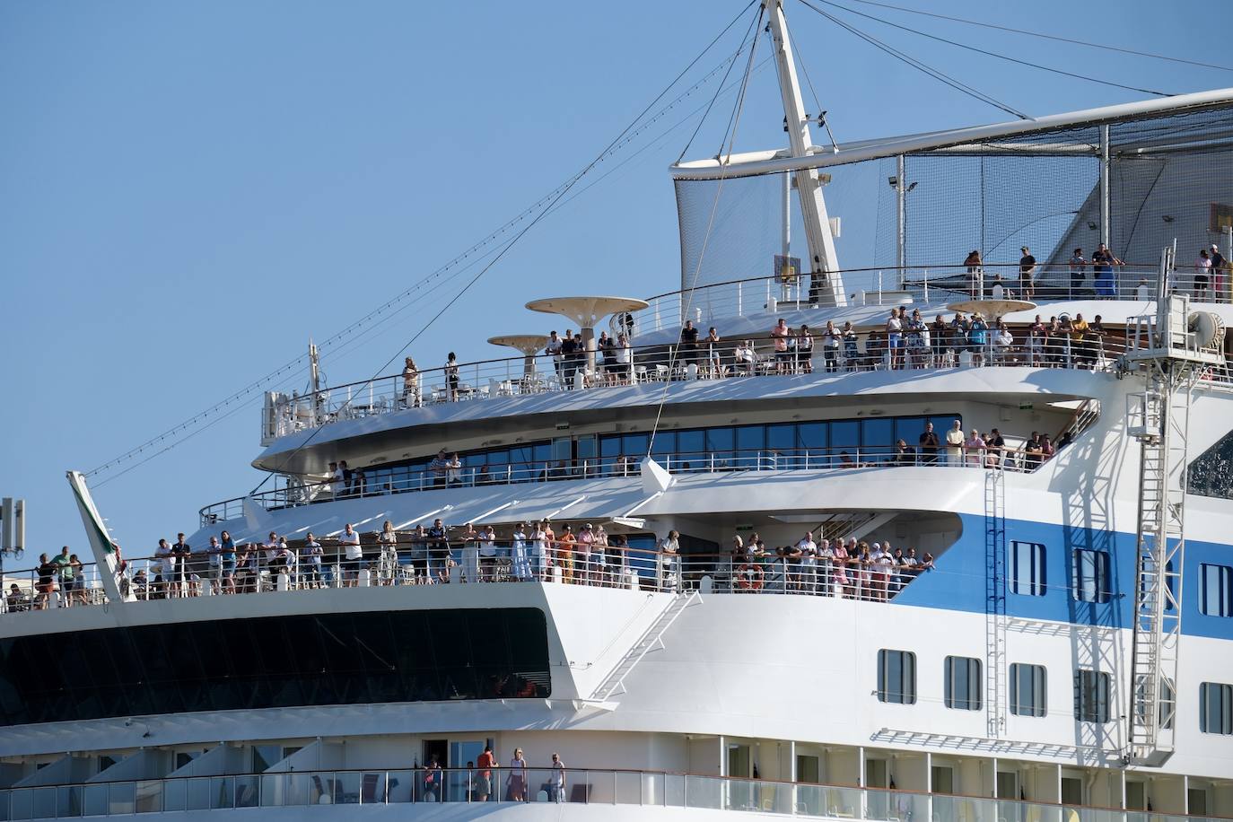 Fotos: Así ha sido la llegada de Elcano a Cádiz