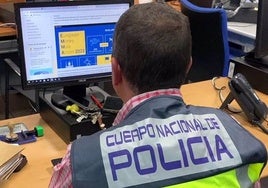 Un grupo especializado en ciberestafas que duplicaba tarjetas SIM operaba desde Jerez