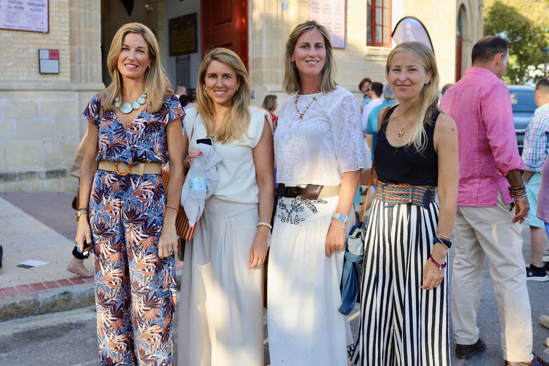 Leonor Caballero, María Babe, Belén Caballero y Lupe Osborne