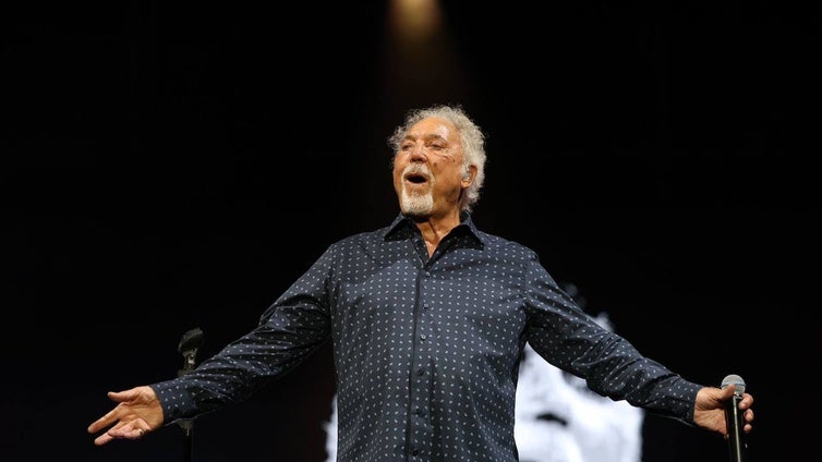 Tom Jones regala una noche 'Unusual' en Concert Music Festival