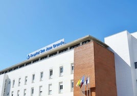 Un hospital de Jerez de la Frontera lanza 10 ofertas de empleo: estos son los requisitos y las condiciones