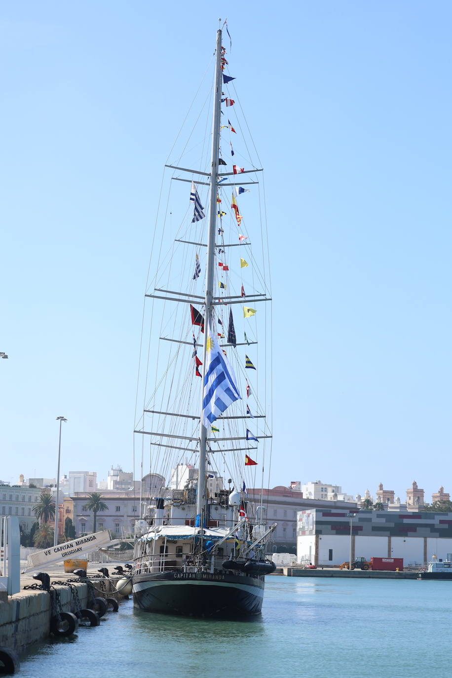 Fotos: El &#039;Capitán Miranda&#039; regresa a Cádiz