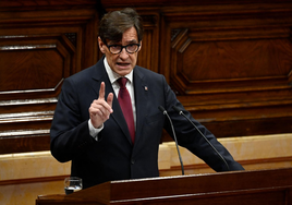 Vuelta a la normalidad para unos, traición para otros: la investidura de Illa, vista desde Cádiz