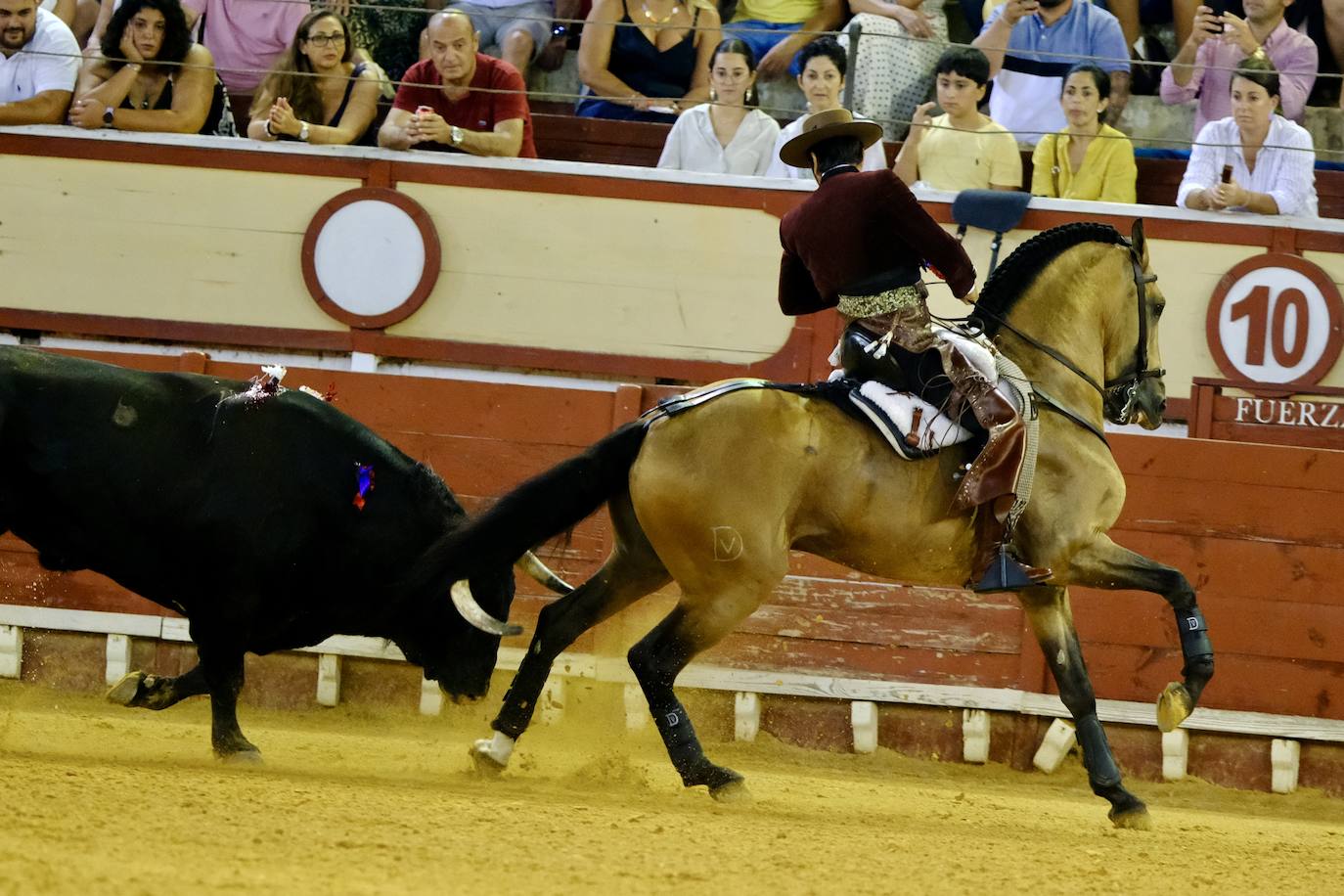 Oreja para Cartagena y Ventura ante un encastado encierro de Guiomar Cortés de Moura en El Puerto