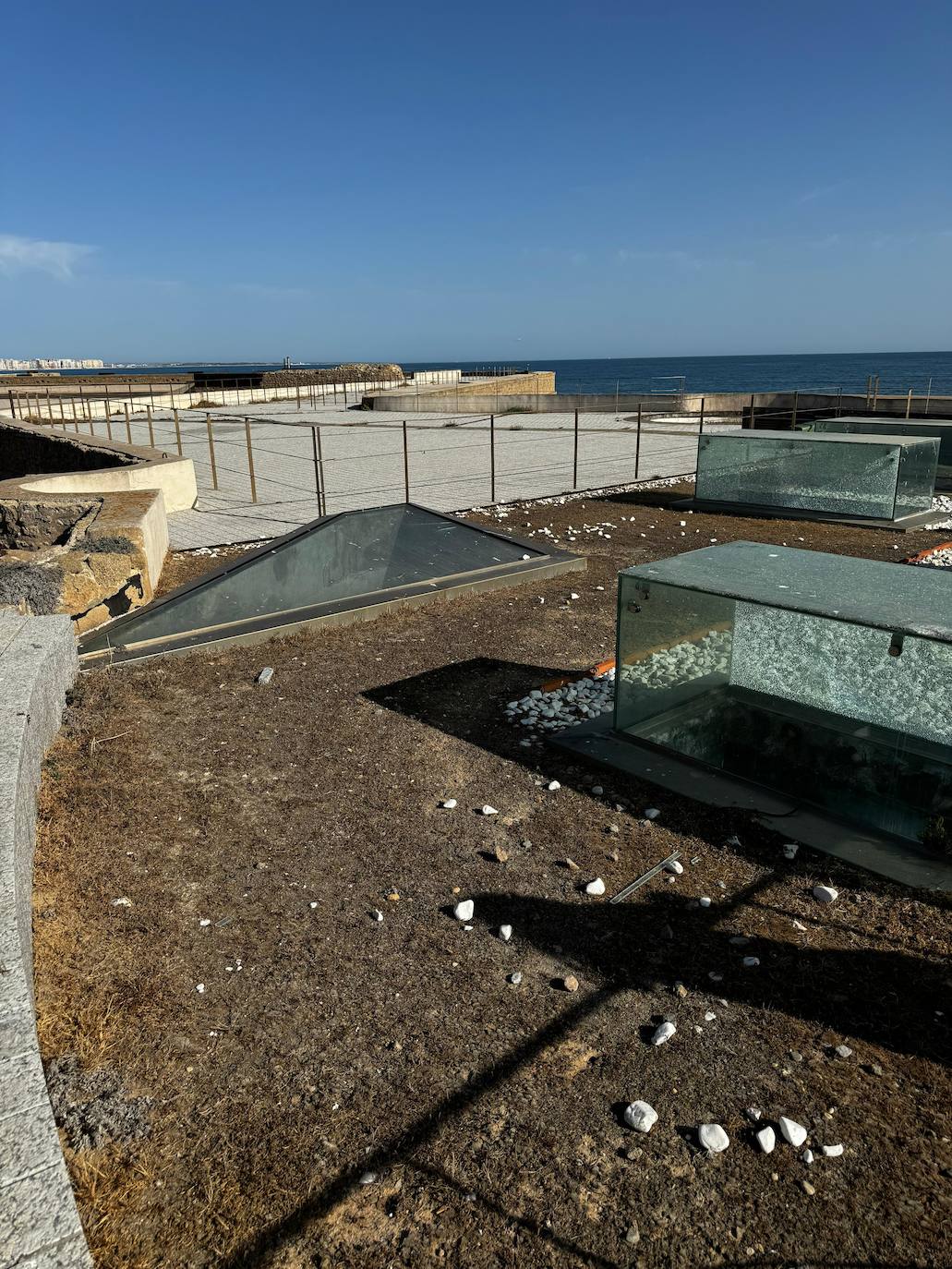 Fotos: Así ha sido la puesta a punto del castillo de San Sebastián de Cádiz de cara a su reapertura