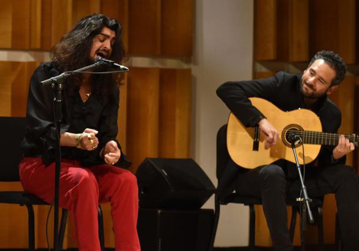 Israel Fernández y Diego del Morao protagonizan una noche flamenca en el ciclo de 'Solera y compás'.