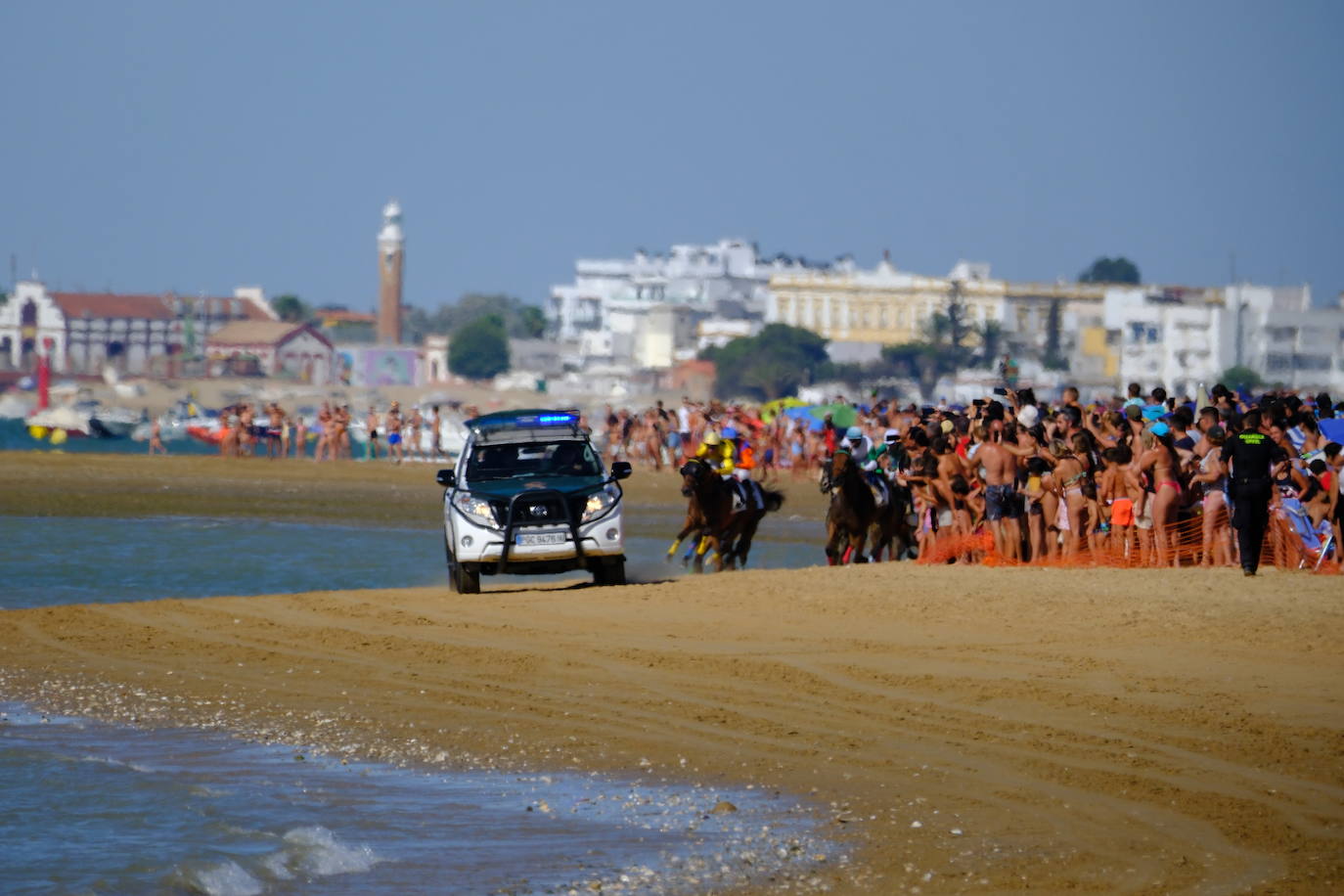 Fotos: Brillante doblete de Jaime Gelabert en las carreras de caballos de Sanlúcar