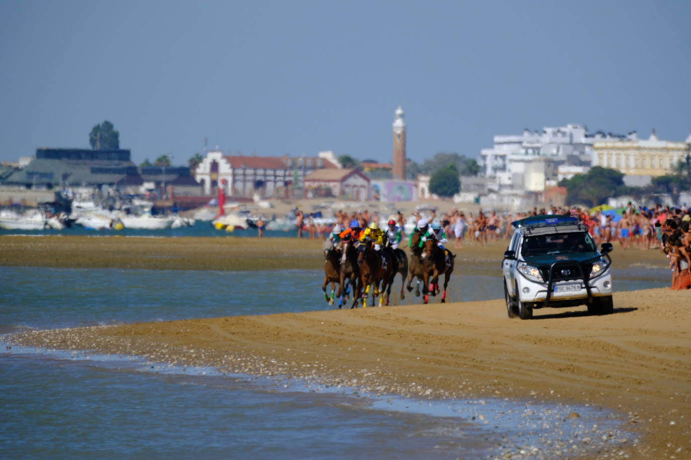 Fotos: Brillante doblete de Jaime Gelabert en las carreras de caballos de Sanlúcar