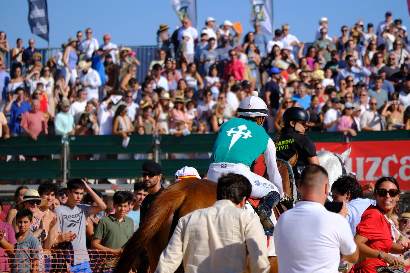 Fotos: Brillante doblete de Jaime Gelabert en las carreras de caballos de Sanlúcar