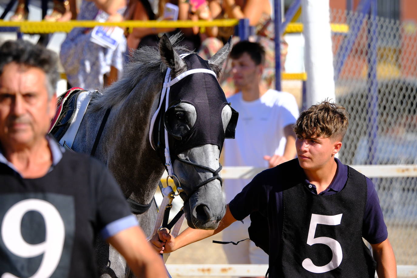 Fotos: Brillante doblete de Jaime Gelabert en las carreras de caballos de Sanlúcar