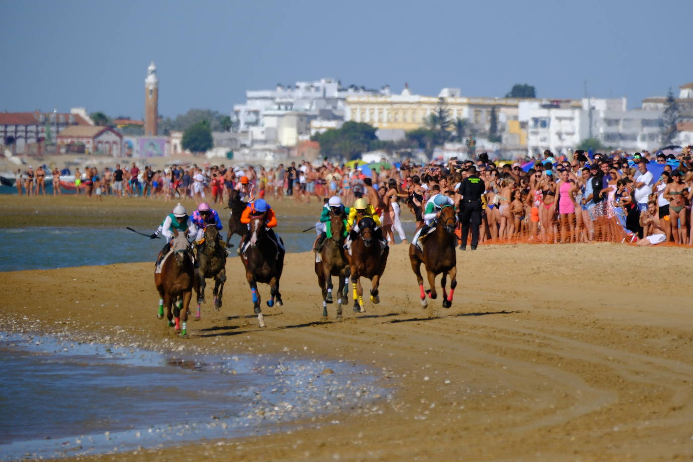 Fotos: Brillante doblete de Jaime Gelabert en las carreras de caballos de Sanlúcar