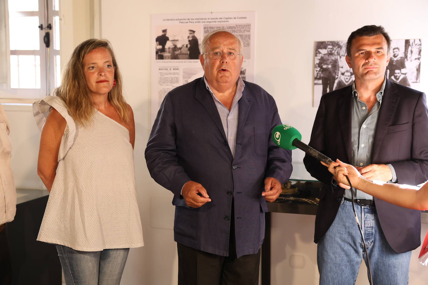 Fotos: Expectación ante la ampliación de la exposición sobre la Explosión de Cádiz