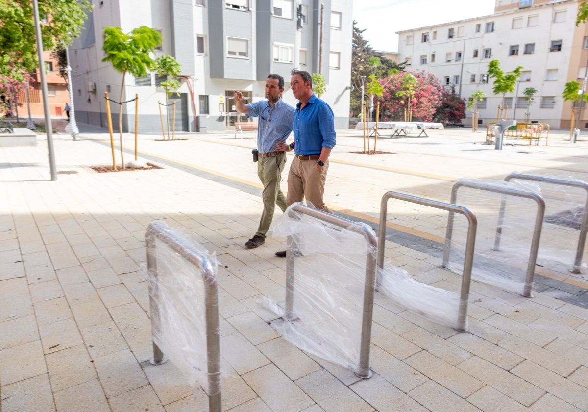 Las obras de urbanización de varias calles de la barriada de la Paz de Cádiz, en su fase final