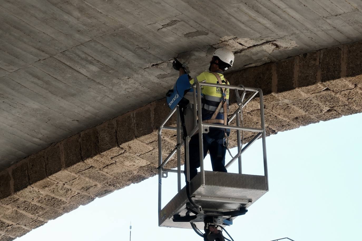 Fotos: actuación de emergencia en las Puertas de Tierra