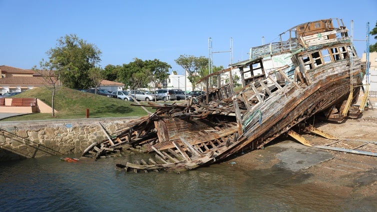 Trece años del hundimiento de 'El Vaporcito', el cadáver marino a orillas del Guadalete