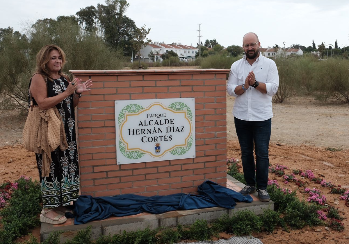 Germán Beardo y María del Carmen Díaz Cantos, hija de Hernán este viernes