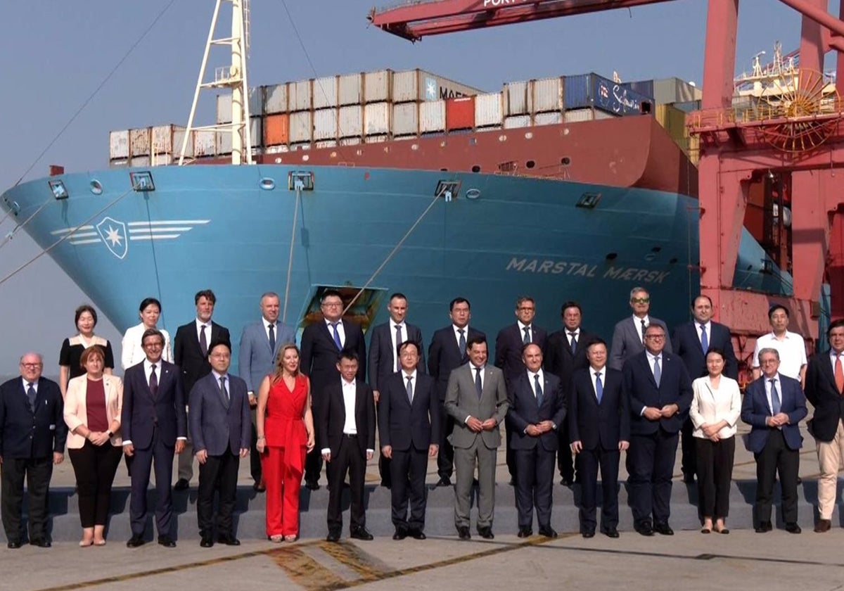 Algeciras «estrecha relaciones» con el puerto chino de Ningbo y potencia su conectividad con Asia