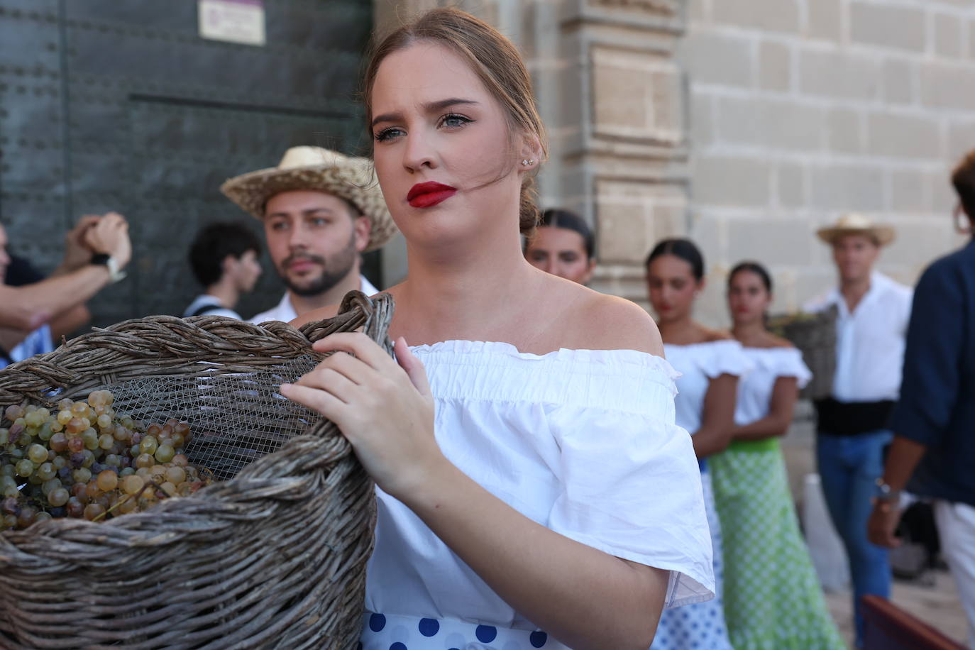 Fotos: Así ha sido la ceremonia de la Pisa de la Uva en el Reducto de la Catedral de Jerez