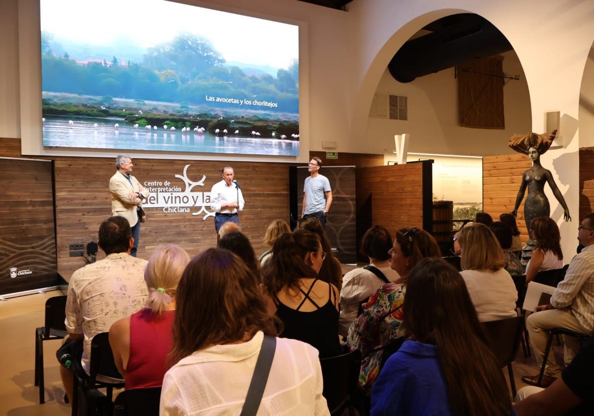 Una docena de agentes de viajes alemanes visita Chiclana