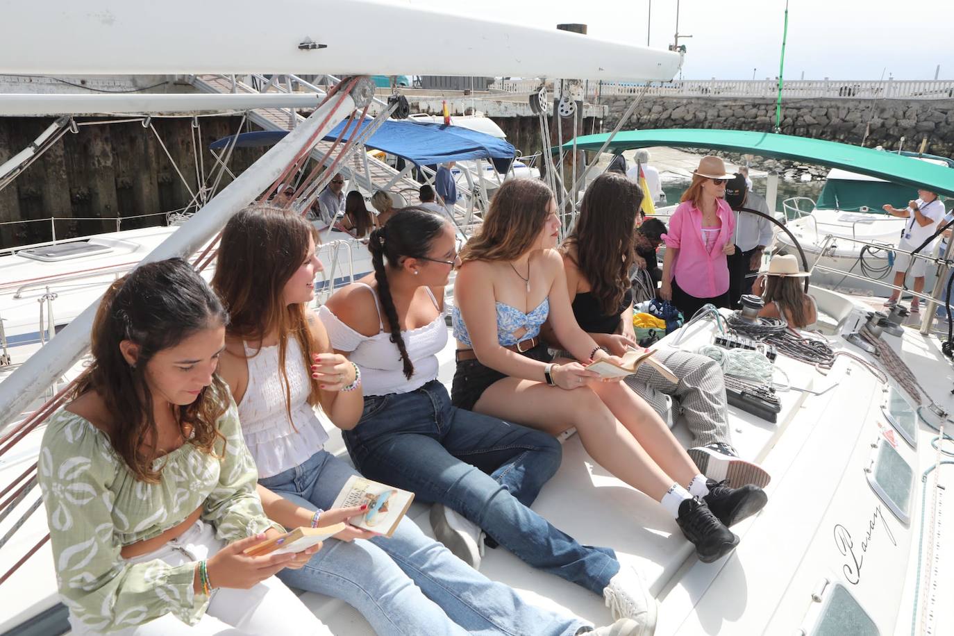 Fotos: Cádiz se embarca en una travesía marítima poética para recordar a Rafael Alberti